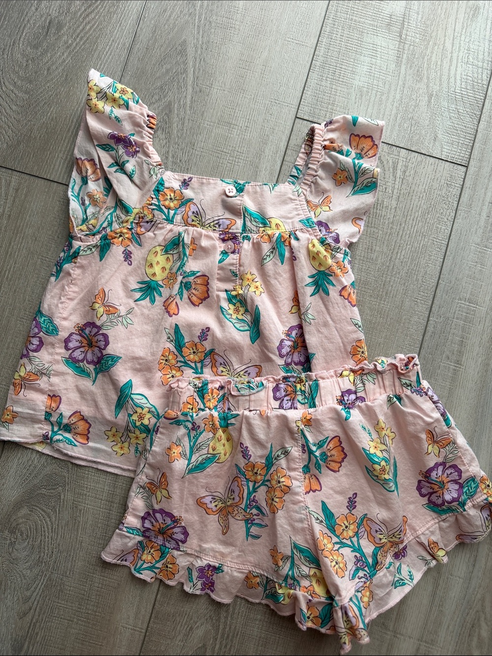 Carter’s Ruffle Sleeve Summer Two Piece Outfit- Floral/Butterflies- Girls 3T - Picture 5 of 6